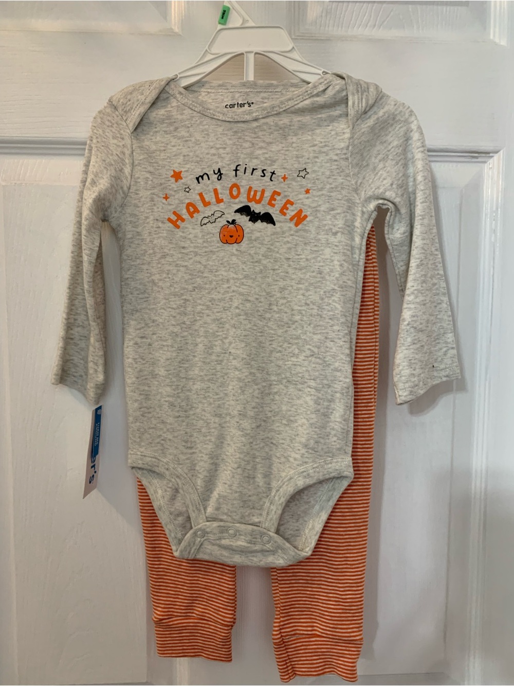 Carter’s My First Halloween NWT’s size 18 months gen neut outfit